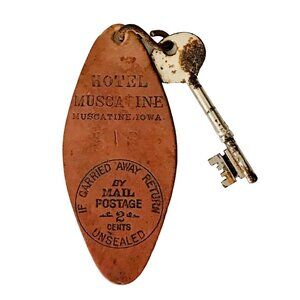 Hotel Muscatine Iowa Skeleton Key & Fob Room #516 Antique Historic Brown USA